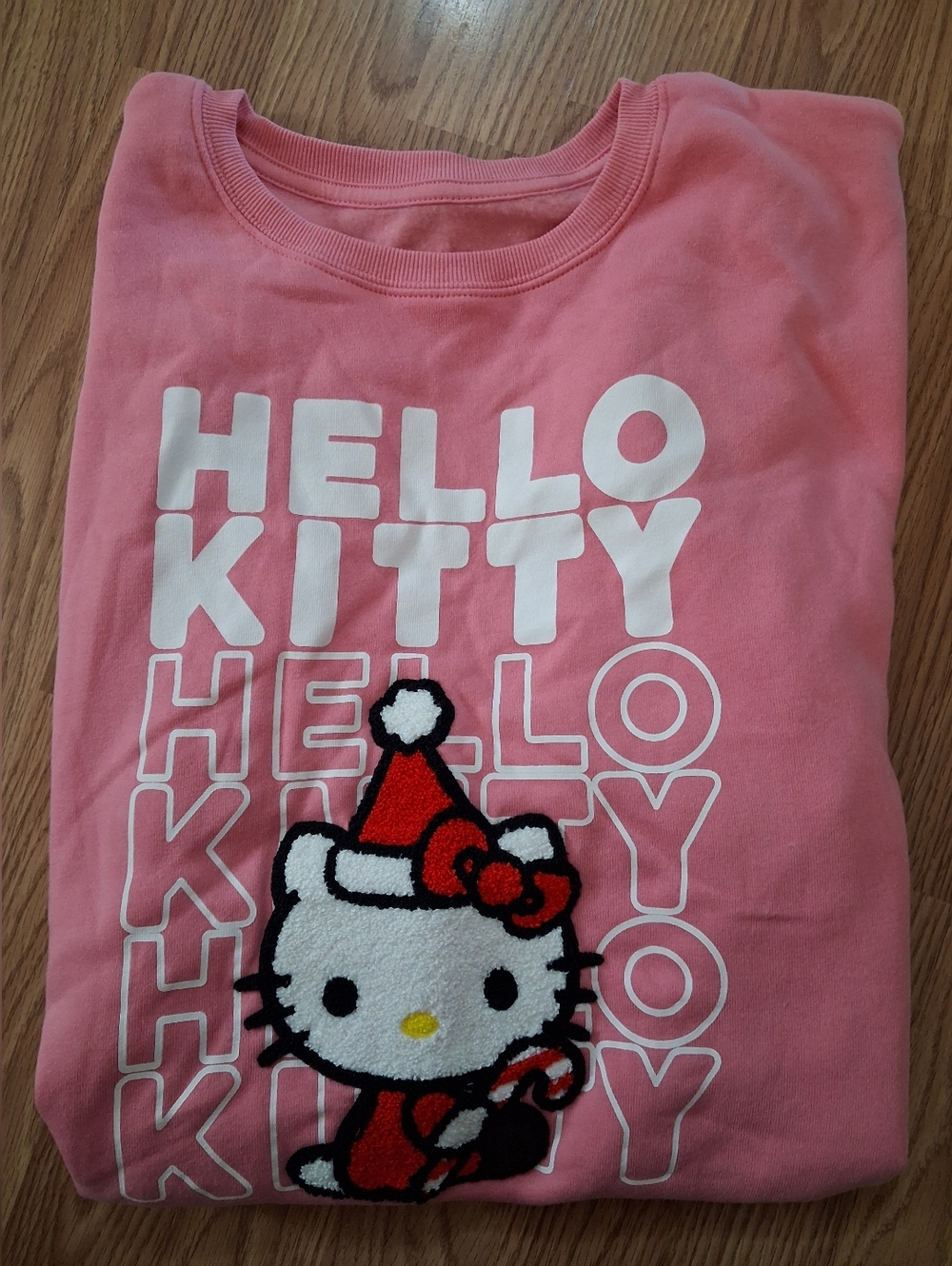 NWOT HELLO KITTY graphic Sweatshirt. Womens. Size XL.  Pink, Red & White
